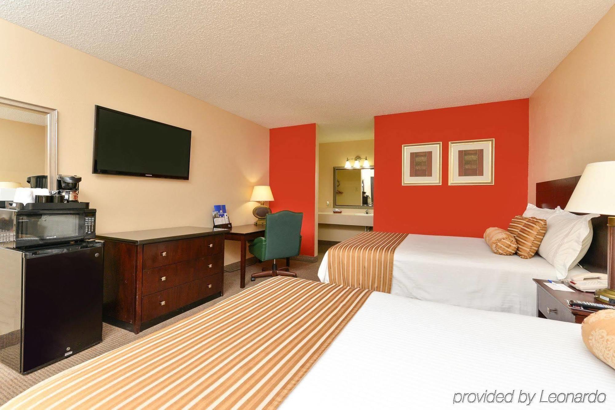 Americas Best Value Inn And Suites Виктория Экстерьер фото